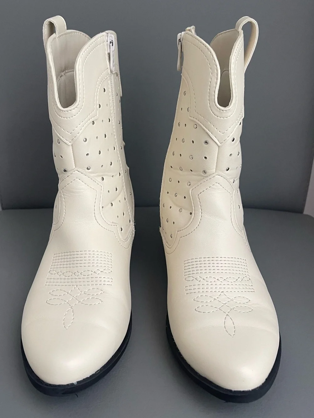 Art Class Kids White Western Boots Side Zip Studded Cowboy Boots Girl Size 3